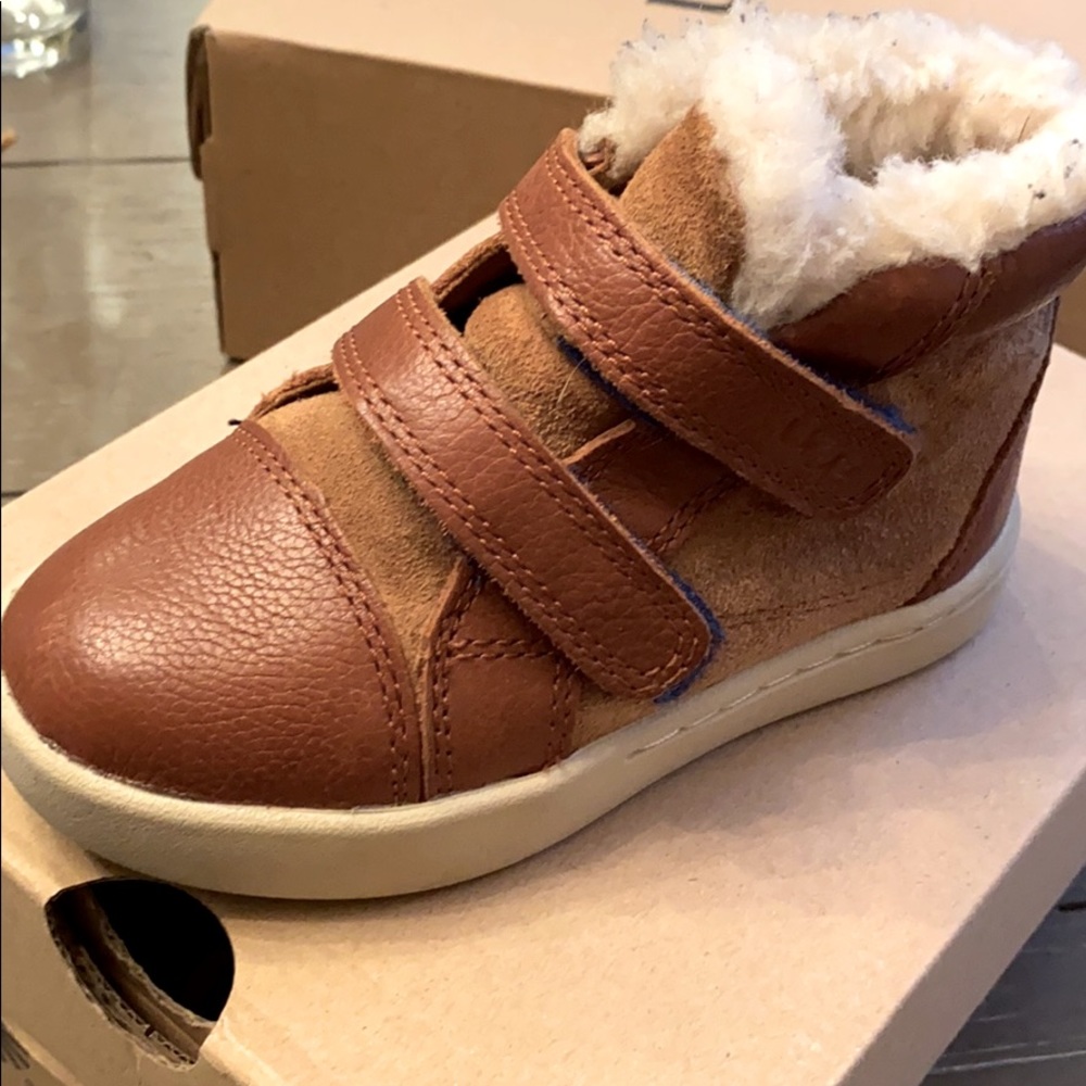 Boys Uggs